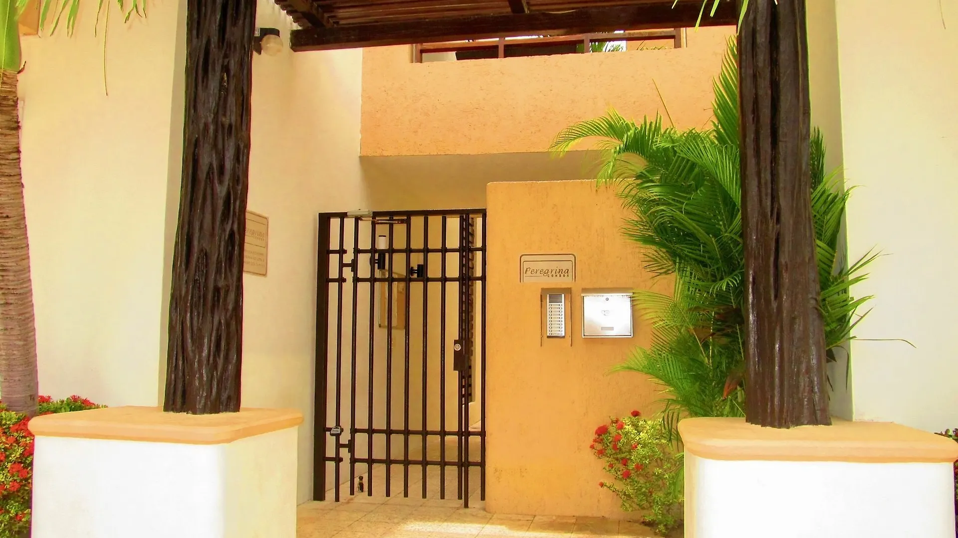 Condo Pacifico By Playa Paradise Playa del Carmen Hotel